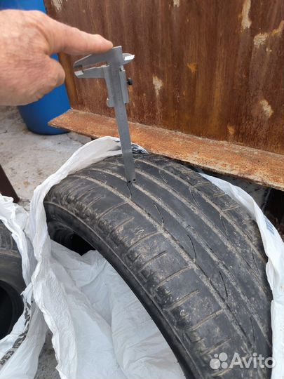 Bridgestone Dueler H/P 235/55 R17 99V