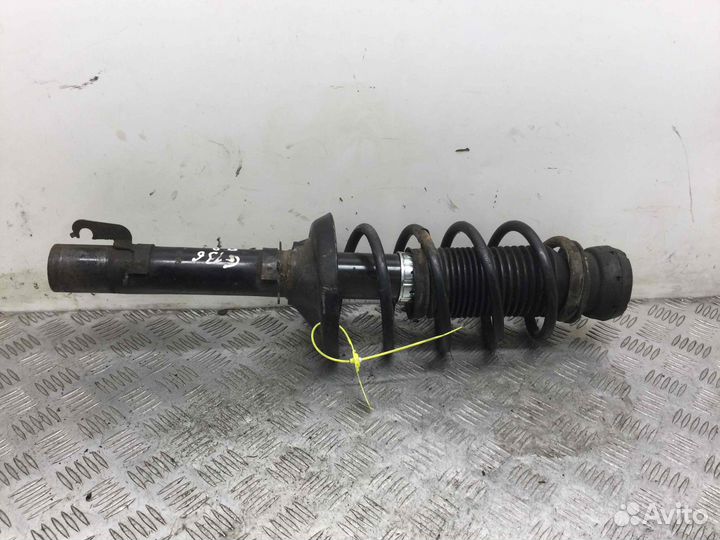 Стойка передняя правая Volkswagen Golf 1J0413031 A