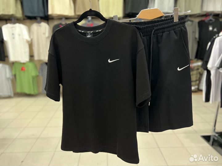 Летний комплект футболка шорты Nike