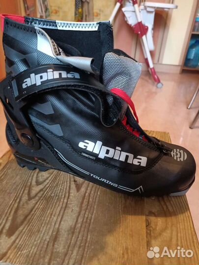 Лыжные ботинки alpina