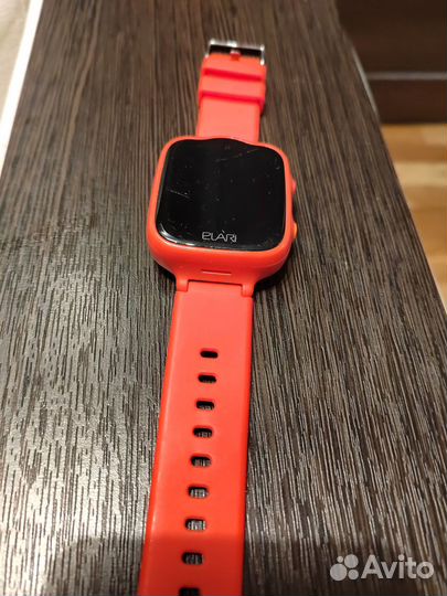 Умные часы Elari KidPhone 4g Bubble с Алисой,wi-fi