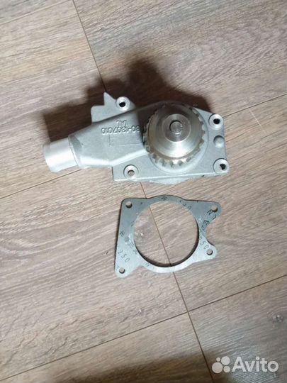 Продам водяной насос (помпа) чери бонус