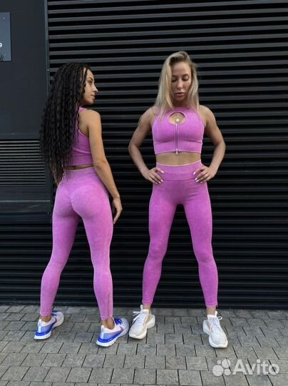 Костюм для йоги и фитнеса