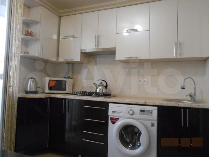 2-к. квартира, 65 м², 3/5 эт.