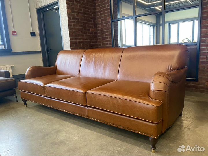 Диван кожаный