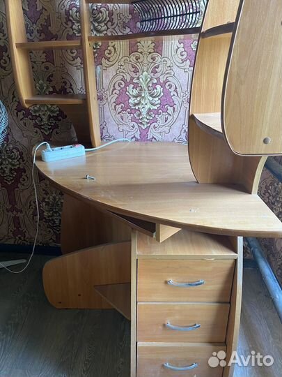 Компьютерный стол бу