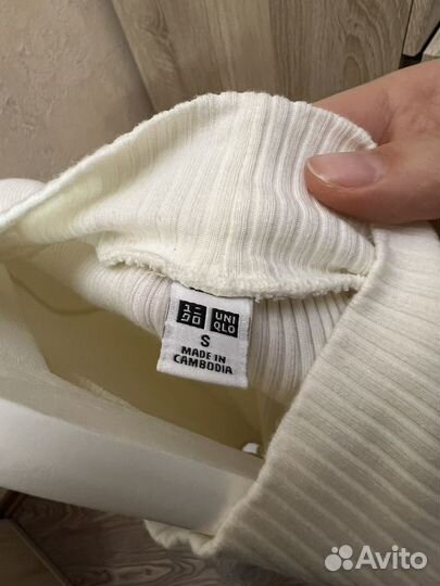 Водолазка Uniqlo S