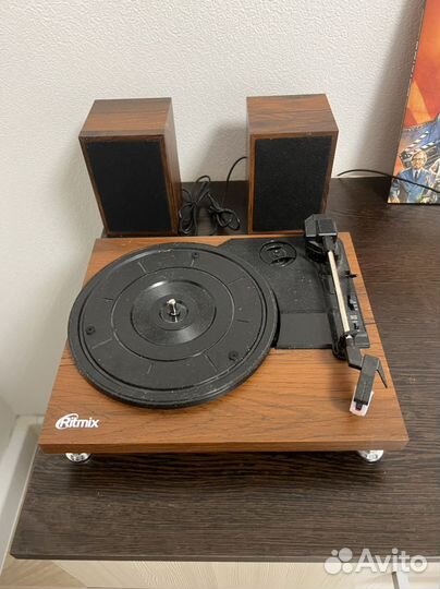 Виниловый проигрыватель Ritmix LP-280