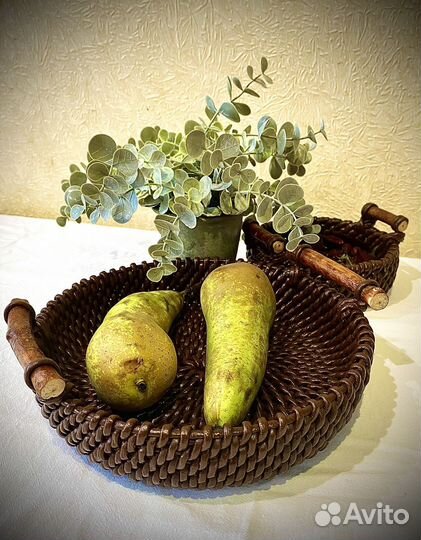 Корзина ручной работы из бумажной лозы