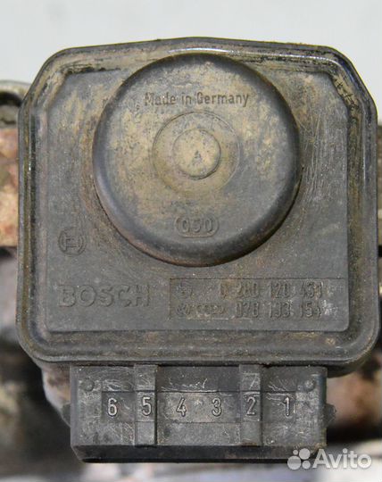 Дроссельная заслонка Audi c4 2.8 AAH ABC