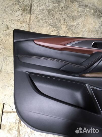 Mazda сх9 2019 г Обшивка передней левой двери