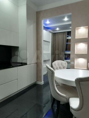 2-к. квартира, 55 м², 6/8 эт.