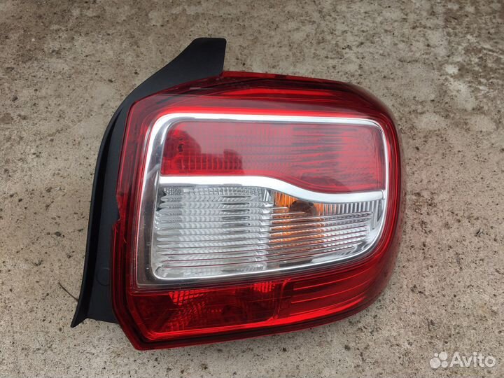 Фонарь задний правый renault logan 2
