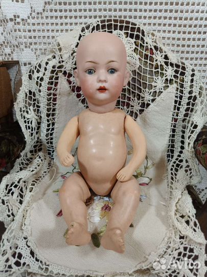 Антикварная кукла