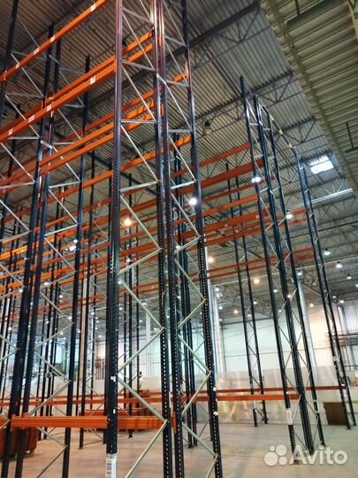 Многоуровневые металлические стеллажи