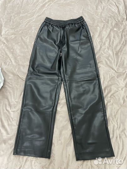 Кожаные брюки