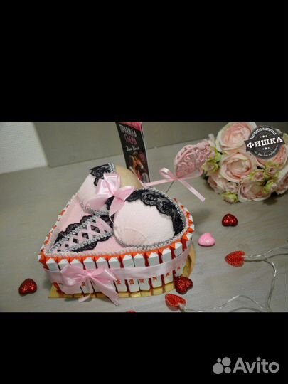 Торт из сладостей для парня