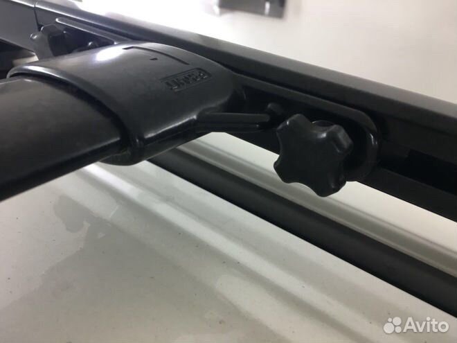 Штатные поперечины на рейли Land Cruiser Prado 120