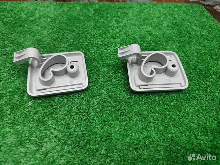 Проушина сетки багажника Volkswagen Passat B6