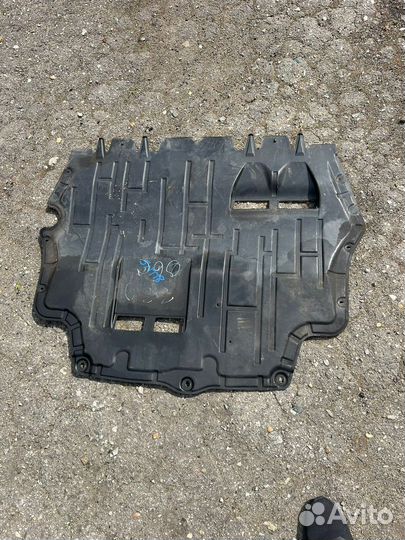 Защита двигателя Volkswagen Passat CC