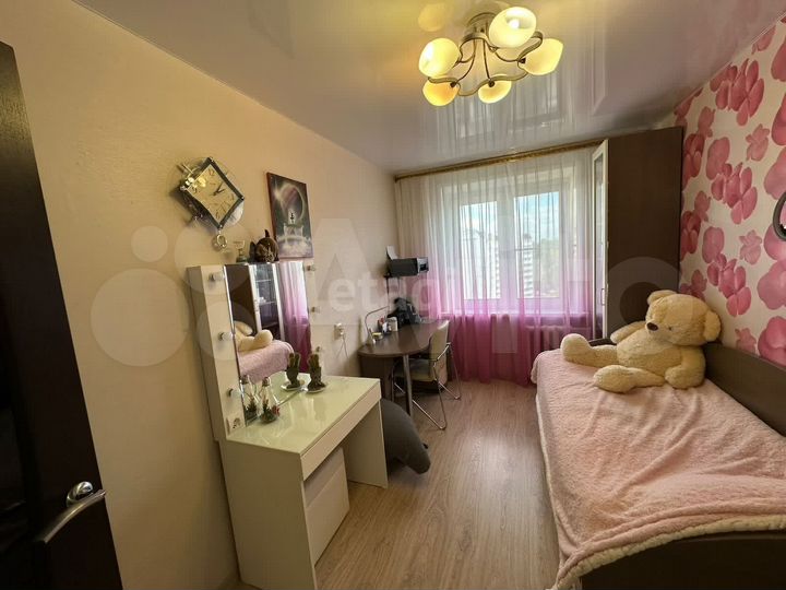 3-к. квартира, 70,3 м², 9/10 эт.