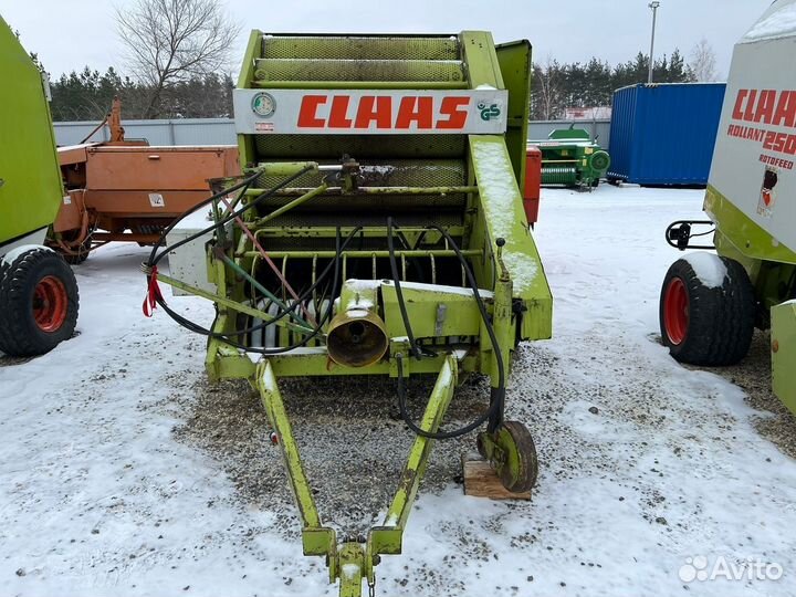 Пресс-подборщик Claas Rollant 44, 2001