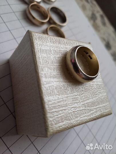 Серебряное кольцо