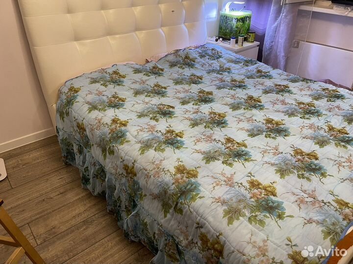 Покрывало на 2 х спальную кровать 185х220