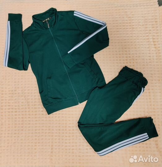 Вещи женские 42-44