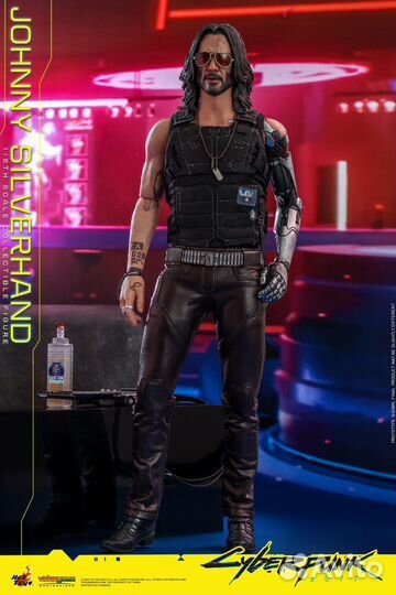 Hot Toys - Johnny Silverhand VGM47