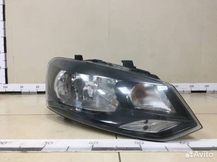Фара правая Volkswagen Polo Sed RUS 2011