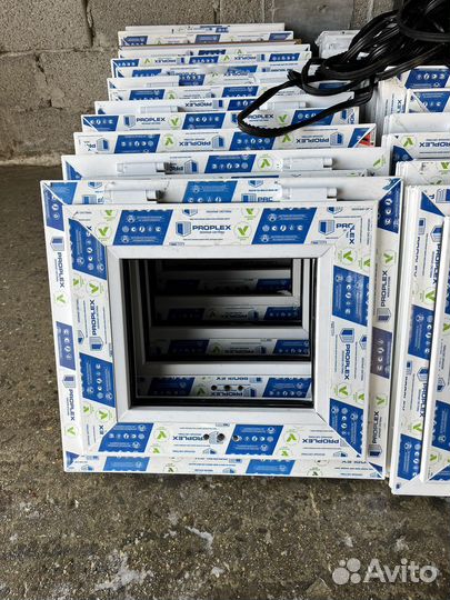 Окно,форточки пластиковые