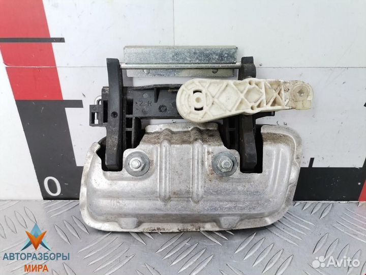 Ручка наружная передняя правая Opel Zafira (A)