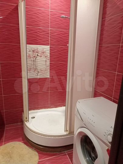 2-к. квартира, 57 м², 1/17 эт.