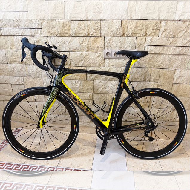 Pinarello Dogma F10 Carbon, Mavic Cosmic SLR