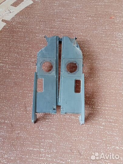 Опоры полки багажника ваз 2108-09-13-14