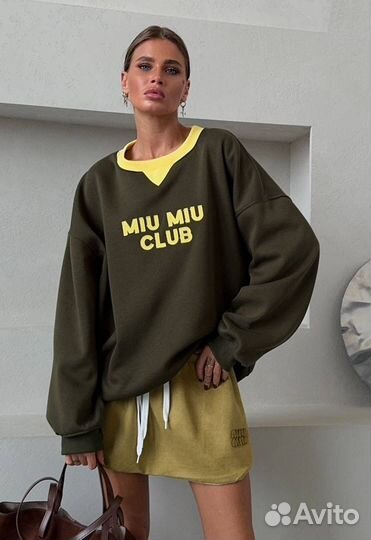 Бомбовый свитшот Miu Miu