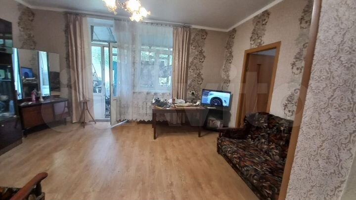 3-к. квартира, 68 м², 2/2 эт.