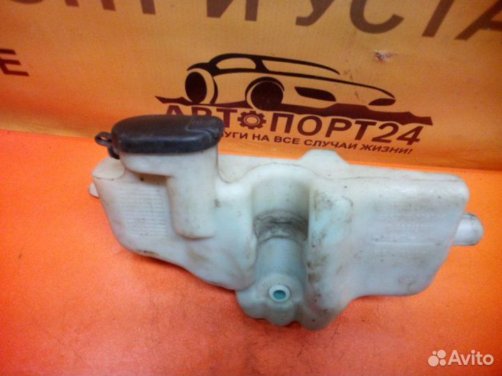 Бачок омывателя лобового стекла Renault Symbol 1