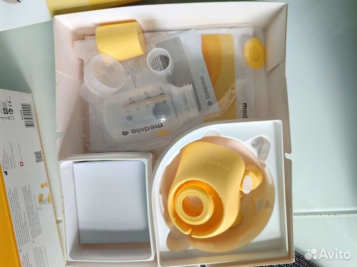 Молокоотсос medela электрический