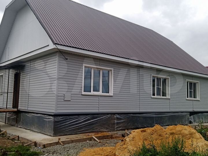 Дом 128 м² на участке 14 сот.