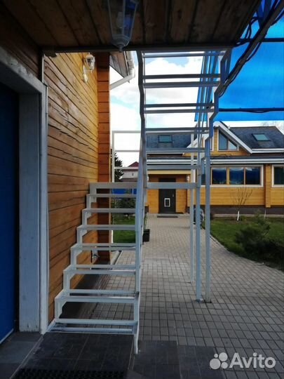 Лестница в дом