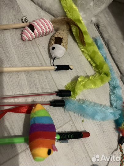 Игрушки для кошек