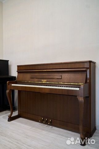 Пианино Weinbach, мод. Antique, Чехословакия