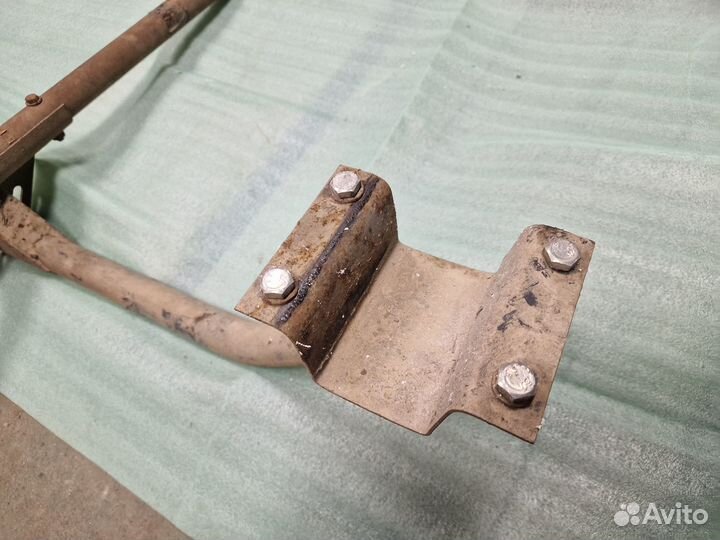 Фаркоп на ниву 21214