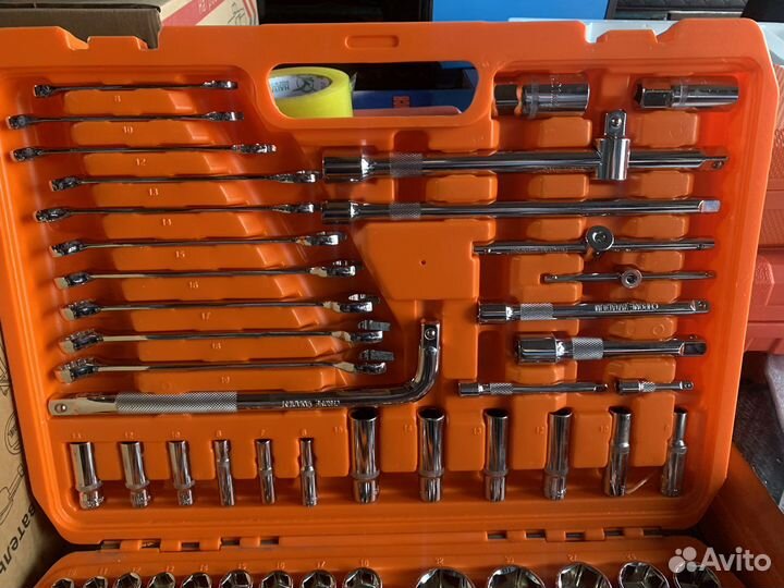 Набор ключей и головок 128 предметов