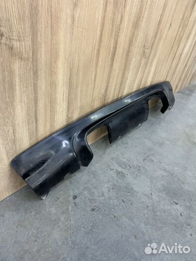 Накладка заднего бампера диффузор BMW M3 E46