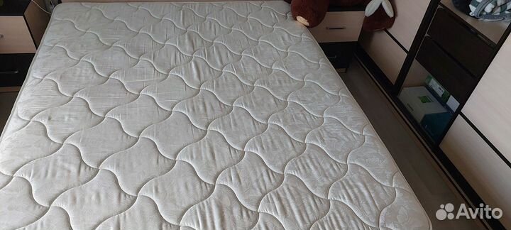 Матрас 160х200 бу