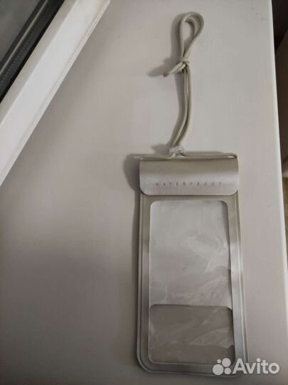 Водонепроницаемый чехол для телефона и документов