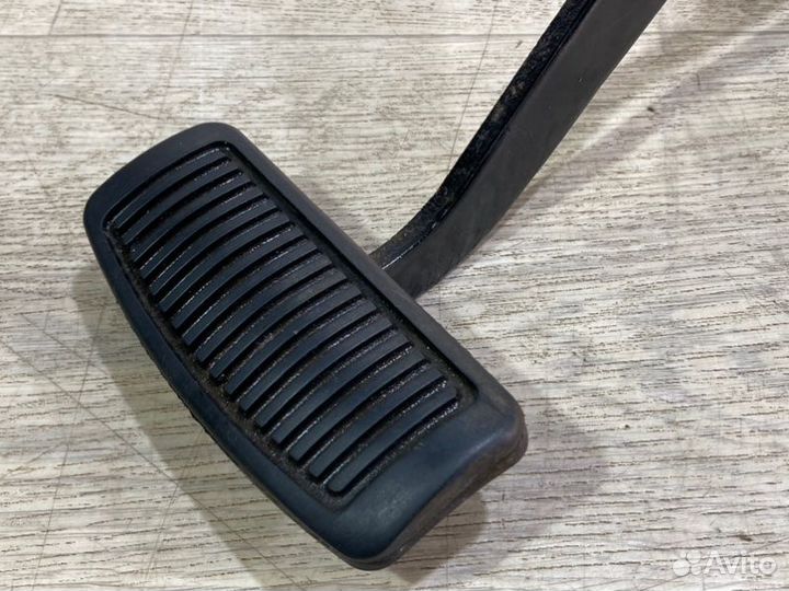 Педаль тормоза Hyundai Elantra Hd седан G4FC 2009